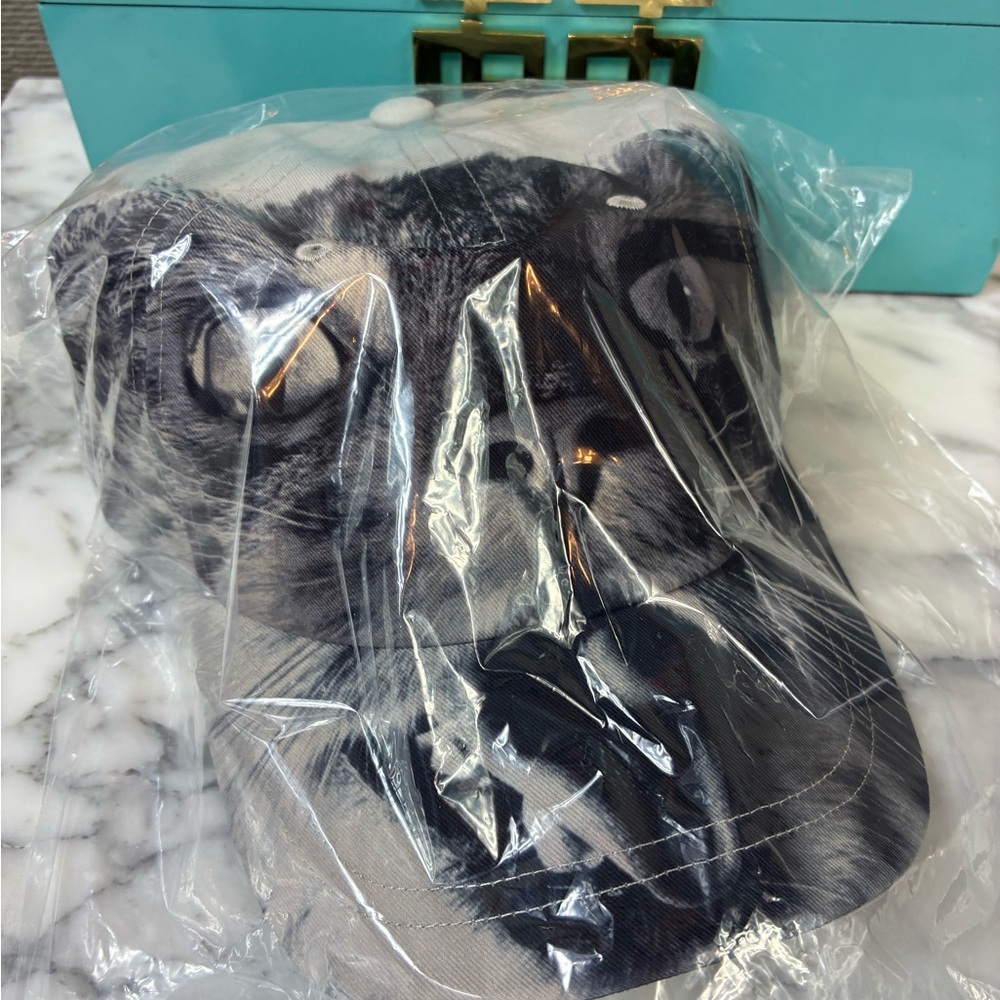 Tory Burch Cat Printed Portrait OS Baseball Cap Hat - NWT RARE Still Sealed